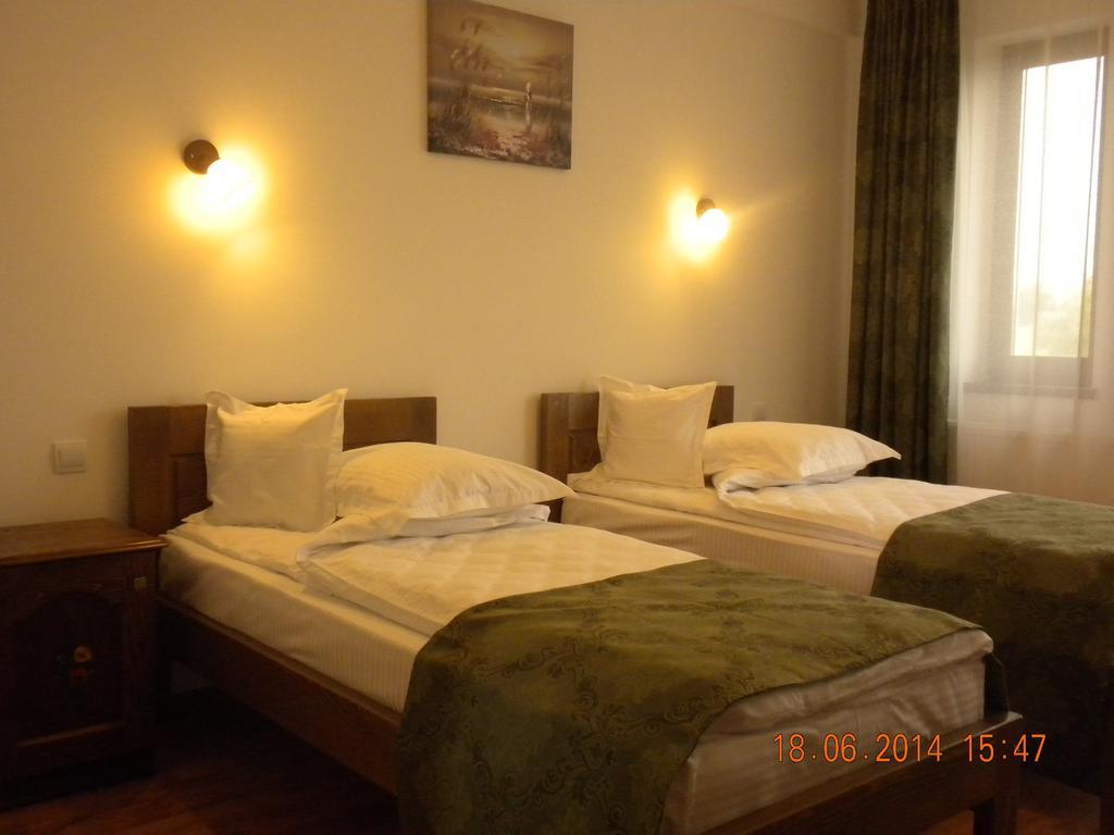 Pensiunea Cetatea Craiului Rîşnov Extérieur photo